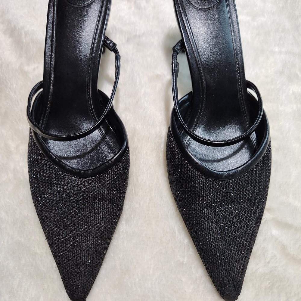 Zara Black Textured Pointed Heels - Picture 3 of 8